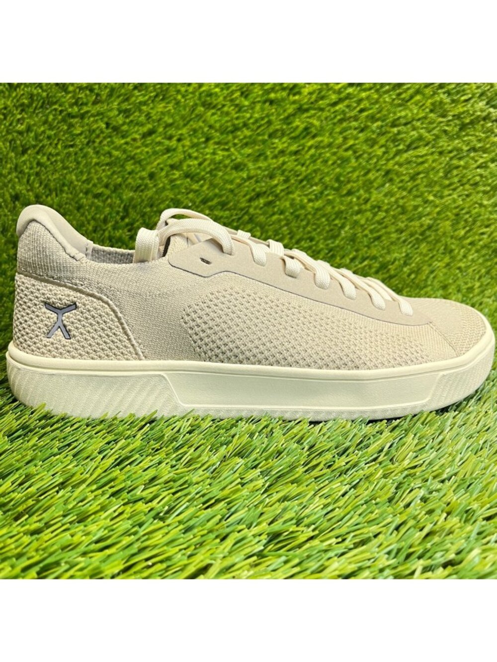 Flux Footwear Adapt Trainer Dune Mens Size 9 Athletic Walking Shoes Sneakers